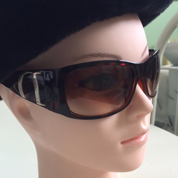 Dior Sunglasses - Picture 1 of 7